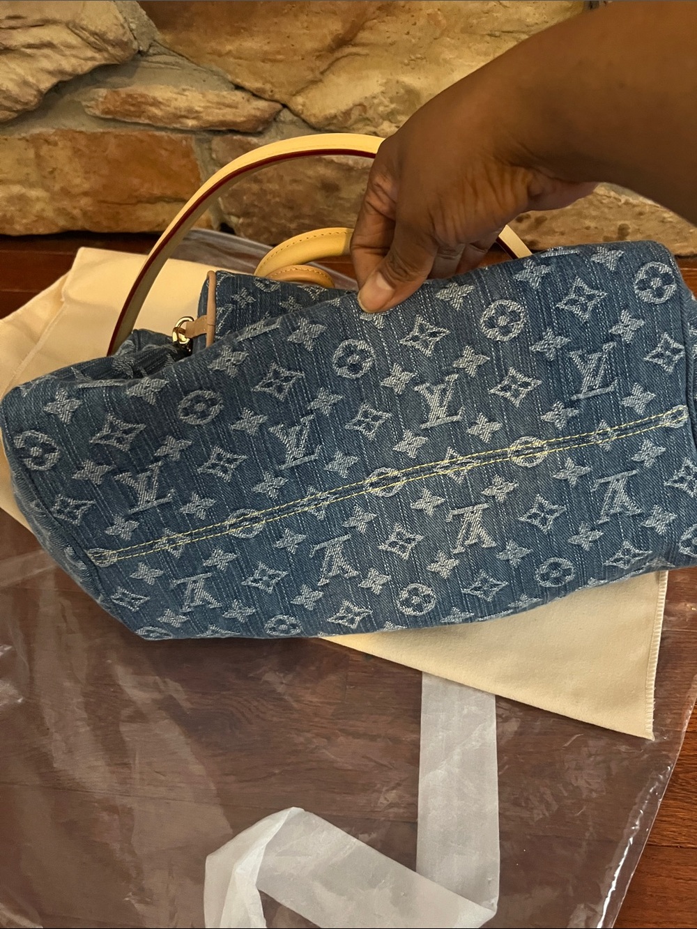 Distressed lv denim speedy 30 ๐ - Picture 6 of 6